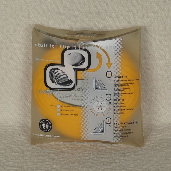 Vintage DiscGear 20 Disc Storage Organizer Yellow Textured Hard Case CD DVD USA - Picture 3 of 11
